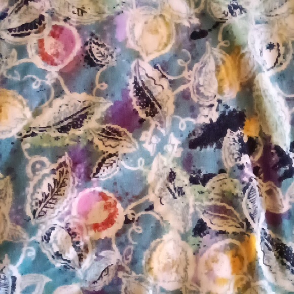 TC LuLaRoe leaf leggings - Picture 2 of 3